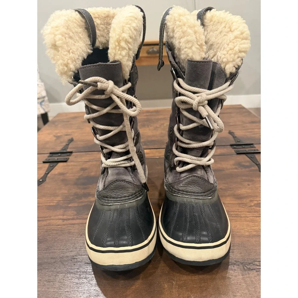 Sorel Joan of Arctic Boots Women 7 Gray Black Waterproof Faux Fur Winter Snow